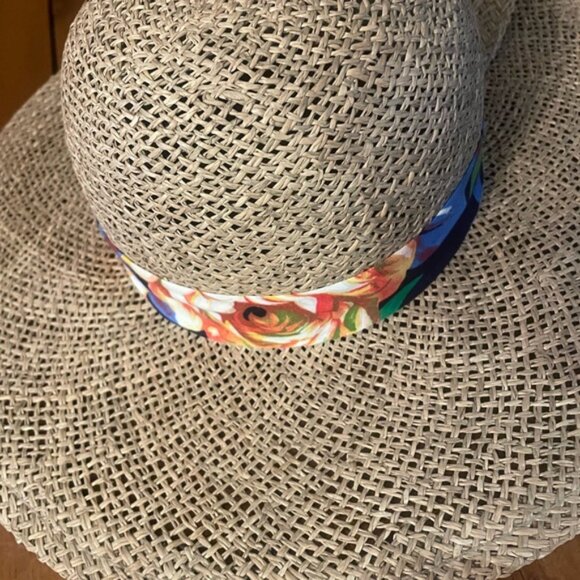 Raffia Sun Hat with Floral Sash Straw Beach Hat - Picture 2 of 7